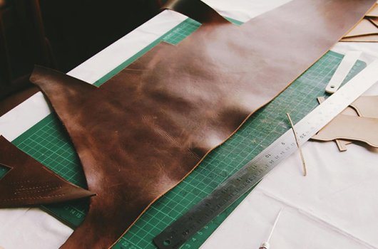 科潤加脂劑，讓皮革更豐滿柔軟